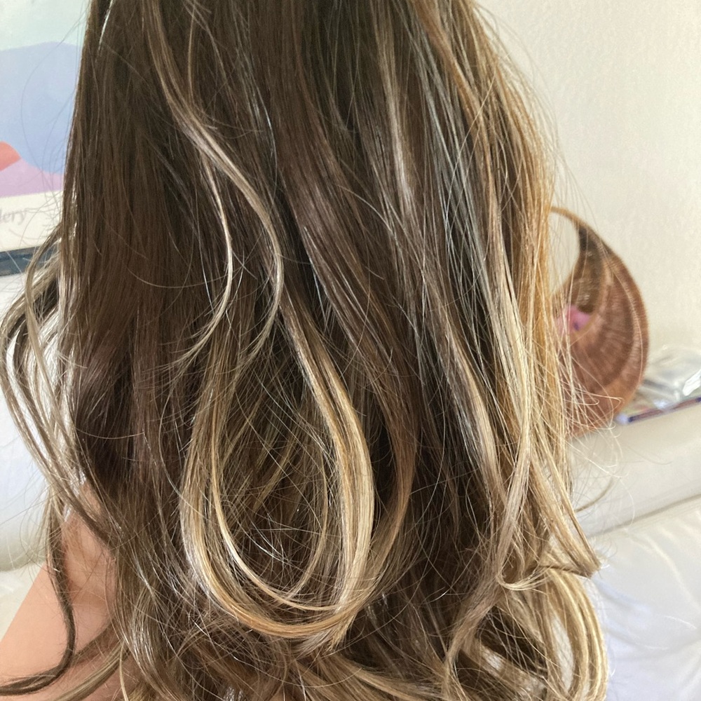 NWT Estetica Orchid wig (iced mocha color!)